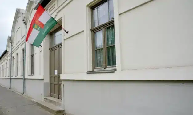 Tájékoztató rövidített munkarendről